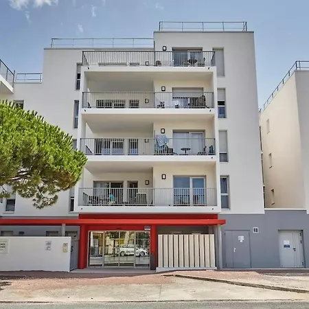 Apartmán T3 Avec Piscine, 150m De L'ocean