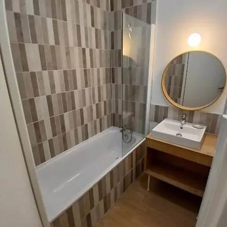 Διαμέρισμα T3 Avec Piscine, 150m De L'ocean