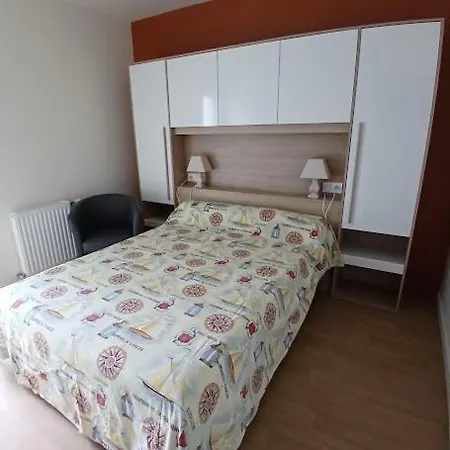 T3 Avec Piscine, 150m De L'ocean Διαμέρισμα *